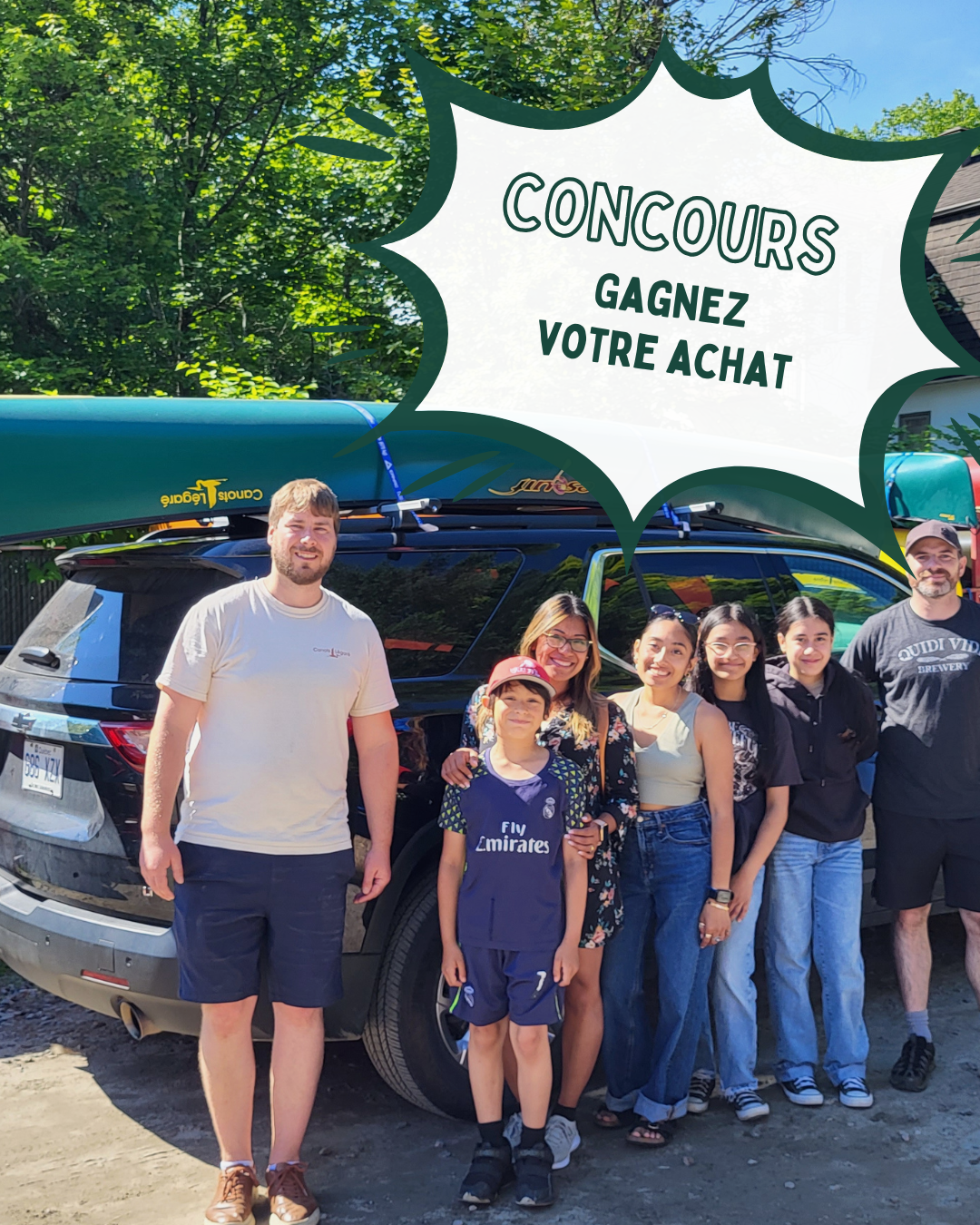 Famille ayant remporté un canot tout équipé chez Canots Légaré lors de la Vente sous la cabane 2024